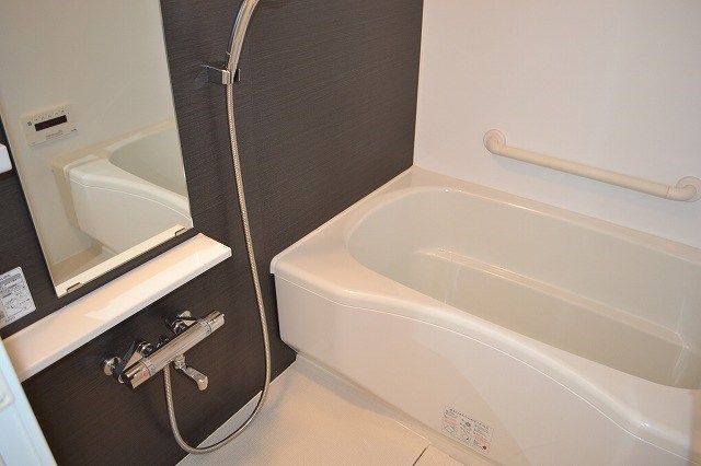 バス・シャワールーム　１ＤＫ別部屋写真です