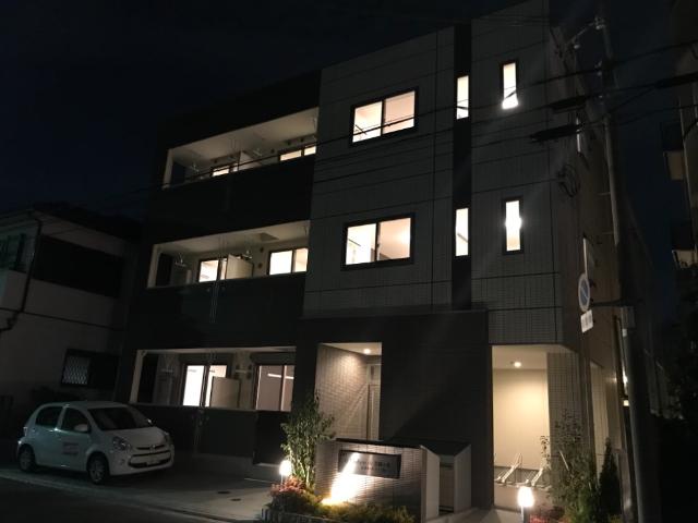 その他共有部分　外観写真（夜）