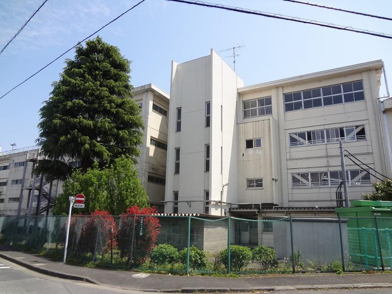 中学校　町田市立南中学校（中学校）まで886m