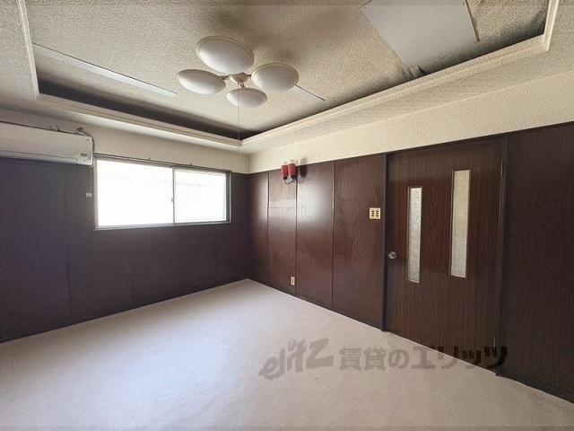 居室・リビング　洋室