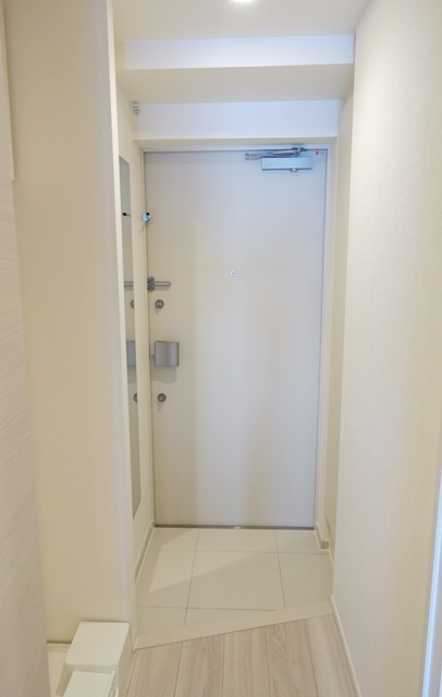 玄関　※写真は同タイプ住戸です。
