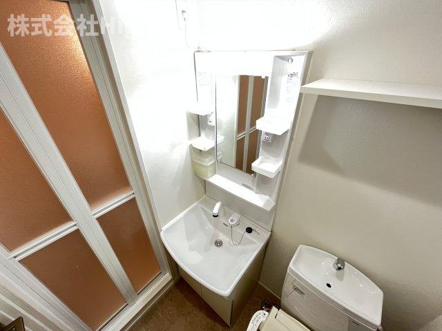 洗面設備　使いやすい洗面所です