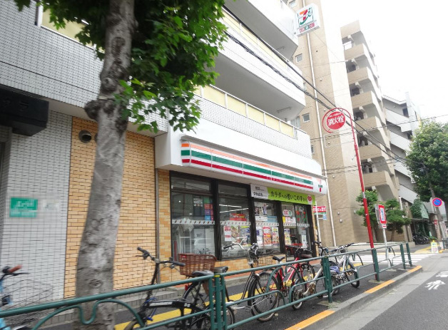 コンビニ　セブンイレブン 馬事公苑店（コンビニ）まで575m
