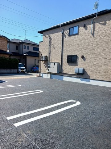 駐車場　駐車場に車を止められます