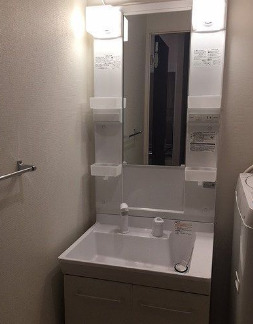 洗面設備　※別部屋の参考写真です。