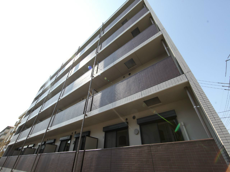 建物外観　外観　オートロック付　防犯カメラ付