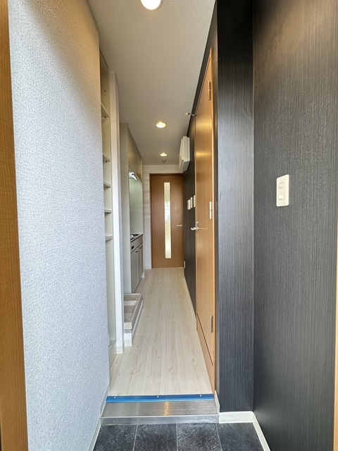 玄関　別部屋参考写真です