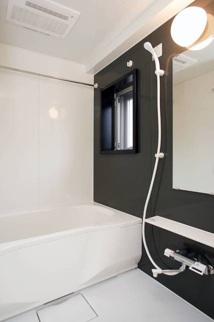 バス・シャワールーム　ゆったり過ごせるお風呂です