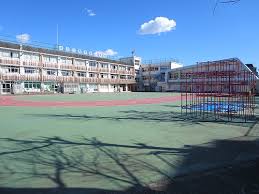 小学校　北区立西ケ原小学校（小学校）まで957m