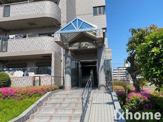 エントランス　建物の内部です