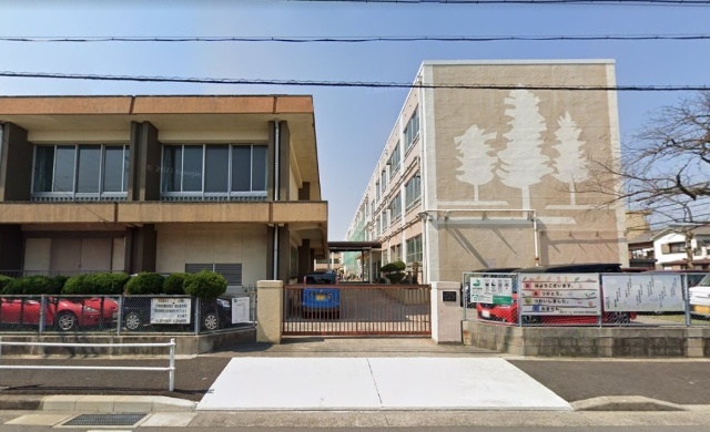 小学校　名古屋市立高木小学校（小学校）まで817m