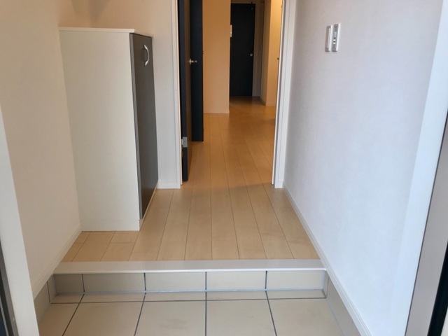 玄関　明るい玄関です
