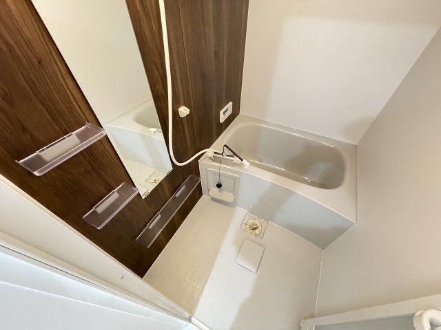 バス・シャワールーム　お風呂で日々の疲れを落としましょう