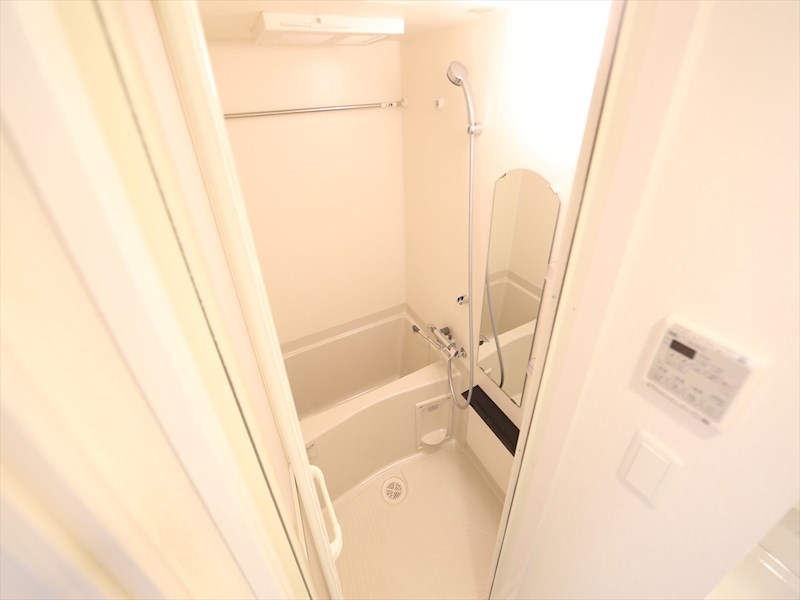 バス・シャワールーム　バスルーム　浴室暖房乾燥機付き