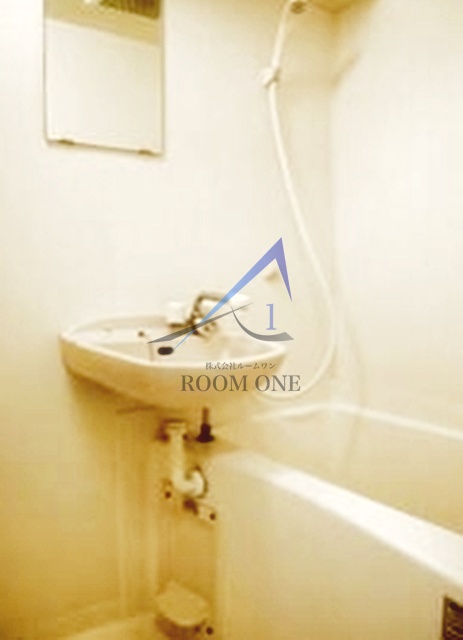 バス・シャワールーム　お風呂です。