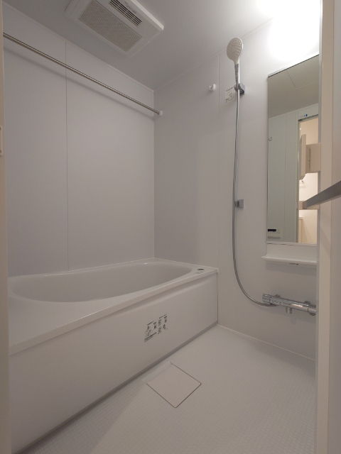 バス・シャワールーム　浴室乾燥機＆追焚機能