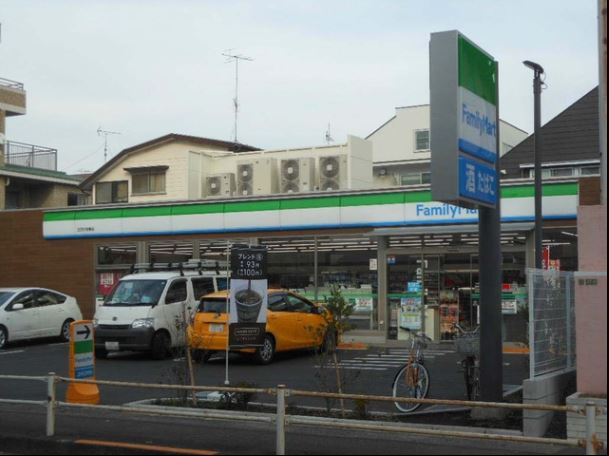 コンビニ　ファミリーマート世田谷弦巻五丁目店（コンビニ）まで271m