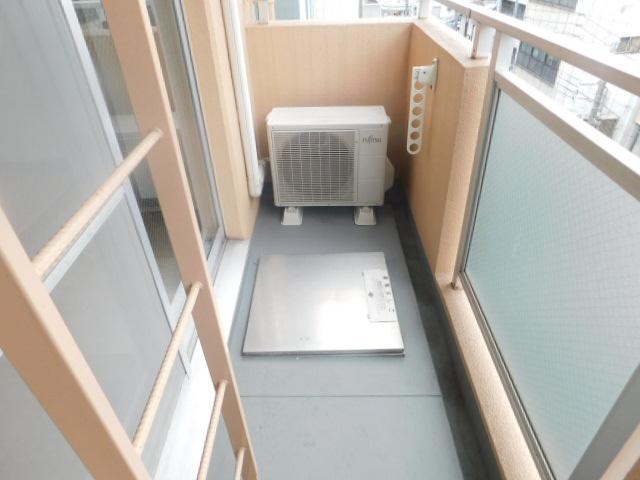 バルコニー　風通しの良いバルコニー