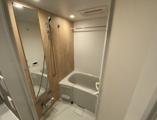 バス・シャワールーム　☆ゆったりくつろげるお風呂☆