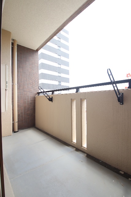 バルコニー　※別室の参考写真の為、現況優先です。