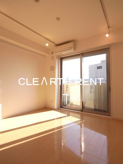 居室・リビング　同タイプ別住戸写真となります。現況と異なる場合がございます。