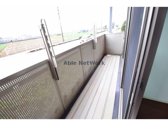 バルコニー　同物件他号室の写真です