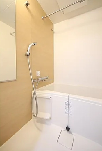 バス・シャワールーム　※別部屋の参考写真です。