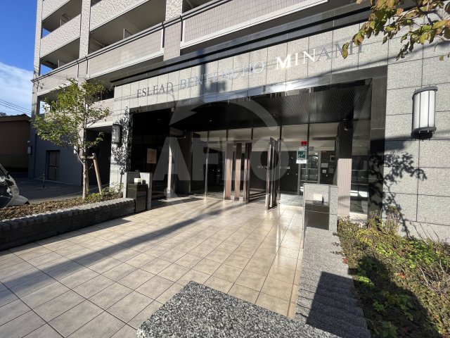 エントランス　エスリード弁天町南　エントランス
