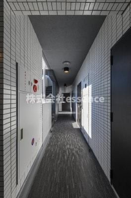 ロビー　弊社ではオンライン対応・現地対応可能です♪