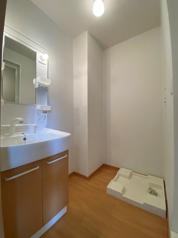 洗面設備　同仕様写真