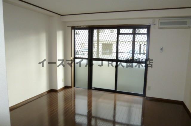 居室・リビング　コンパクトで使いやすい洋室です