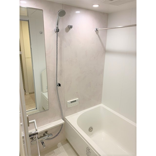 バス・シャワールーム　※別部屋の参考写真です。