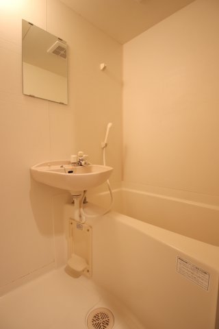 バス・シャワールーム　お風呂です