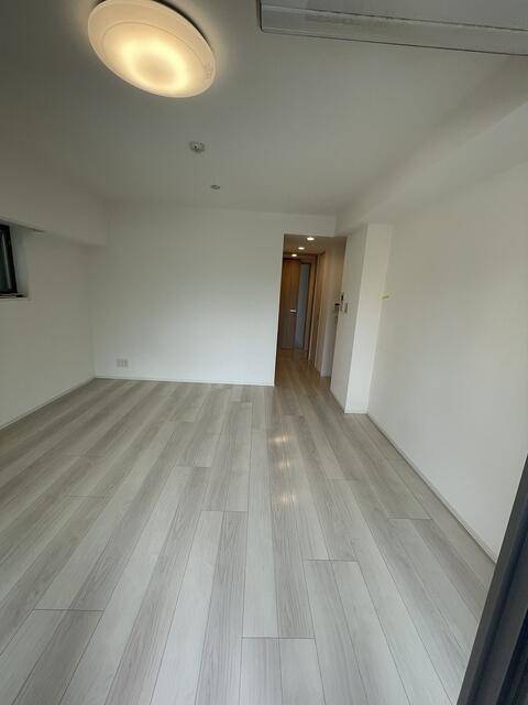 バルコニー　浴室乾燥機完備