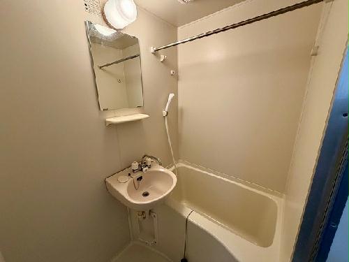 バス・シャワールーム　設備・仕様は号室により異なる為、現状を優先いたします。