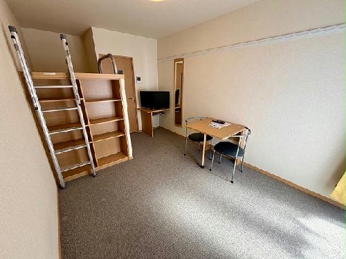 居室・リビング　設備・仕様は号室により異なる為、現状を優先いたします。