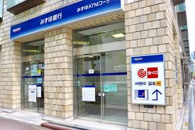 銀行　みずほ銀行築地支店（銀行）まで869m