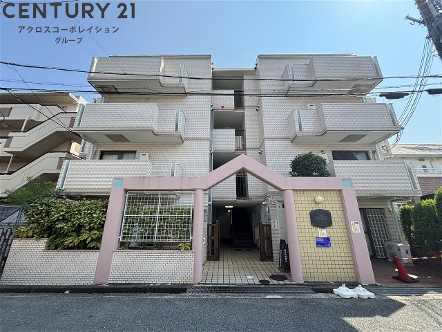 建物外観　居住者専用のごみ置き場があります♪