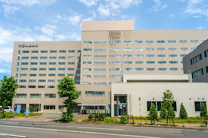 病院　市立札幌病院（病院）まで762m
