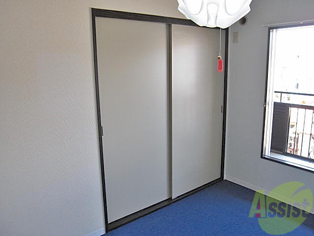 収納　余計なものは、この押入れにいれちゃいましょうかね♪