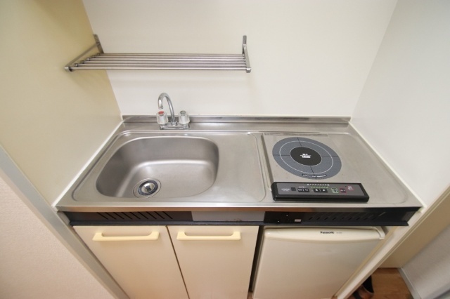 キッチン　ＩＨコンロ付き♪