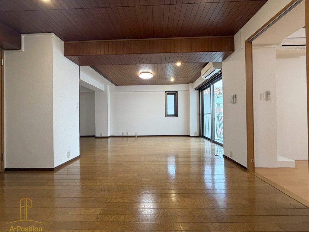 居室・リビング　カサビアンカ