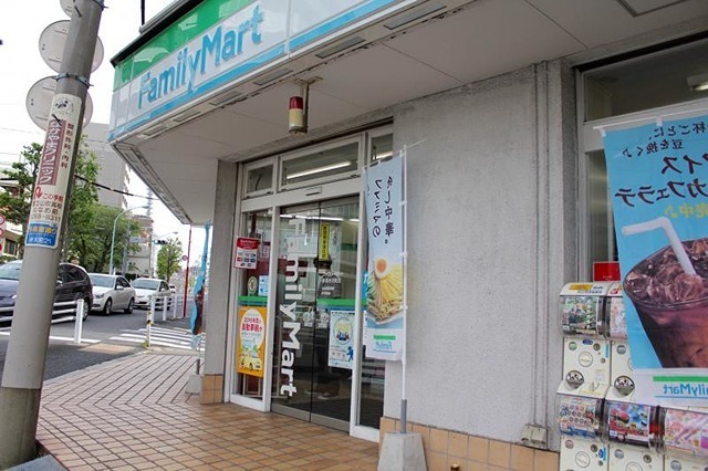 コンビニ　ファミリーマート 新宿弁天町店（コンビニ）まで278m