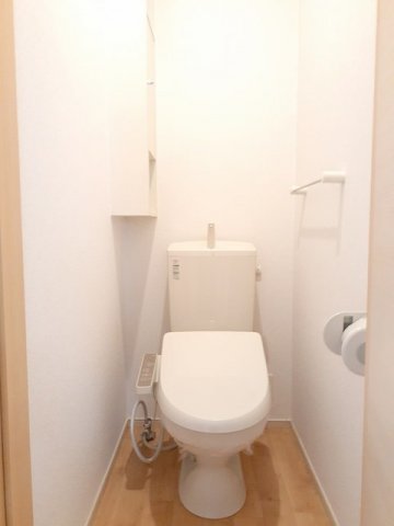 トイレ　清潔感のあるトイレです