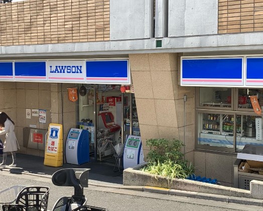 コンビニ　ローソン落合南長崎駅前店（コンビニ）まで196m