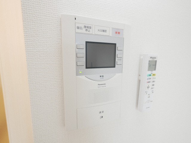 セキュリティ　モニター付きインターホンです
