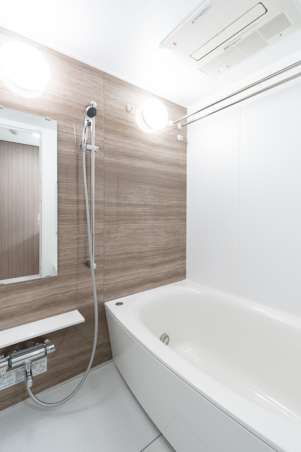 バス・シャワールーム　※写真は同タイプ住戸です。