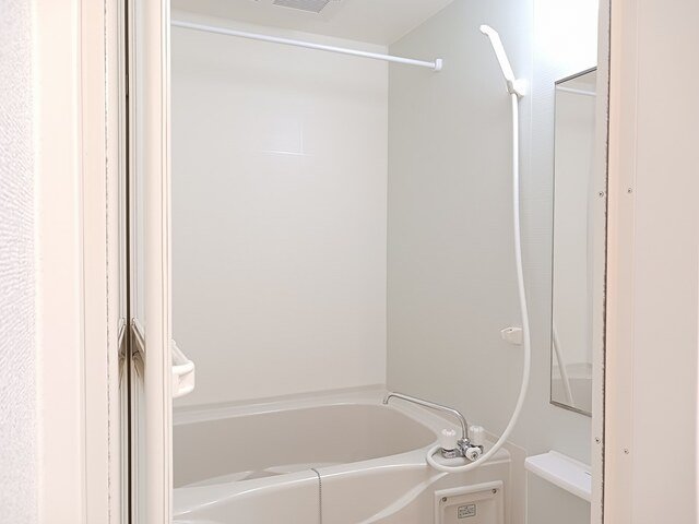 バス・シャワールーム　きれいなお風呂です