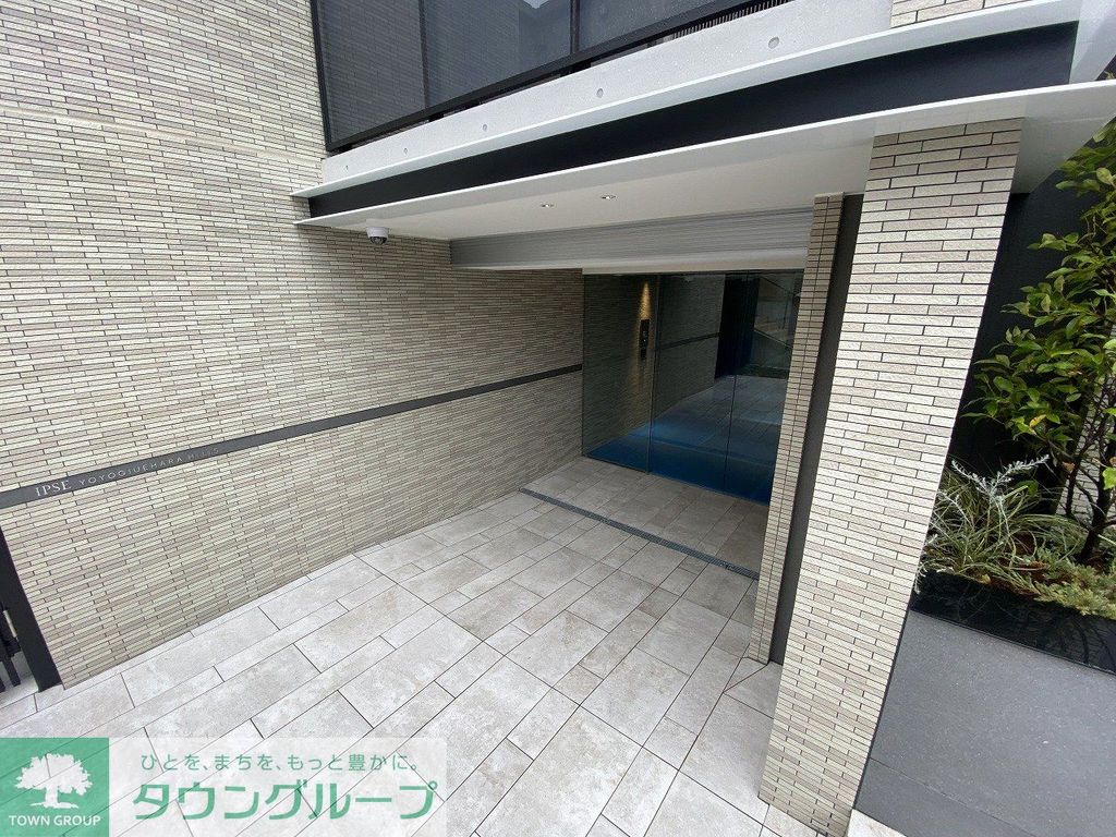 エントランス　お問合せは(株)タウンハウジングレジデンス事業部【03-…