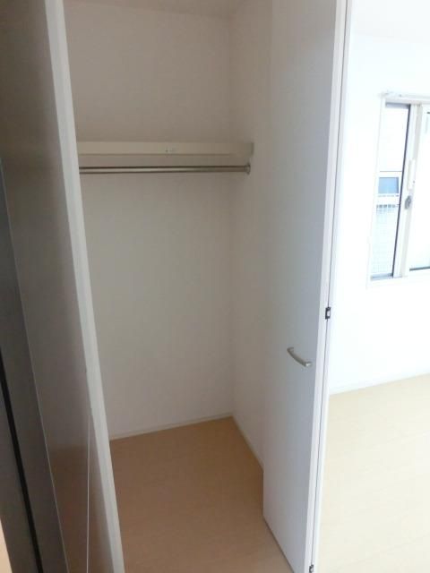 収納　クローゼット